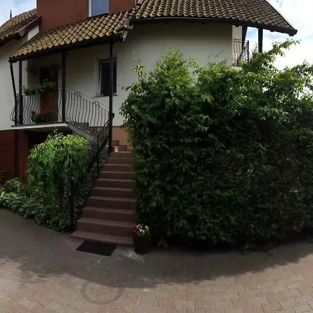 Goscinny Letni Dom Panstwa Grybek Stegna  Exterior photo
